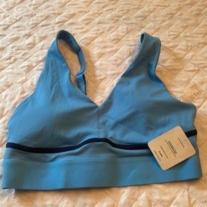 Women’s Fabletics M adjustable blue sports bra